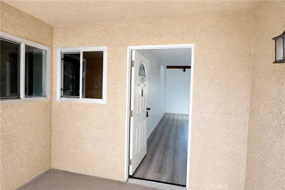 10331 Lindley #229 Porter Ranch, CA 91326