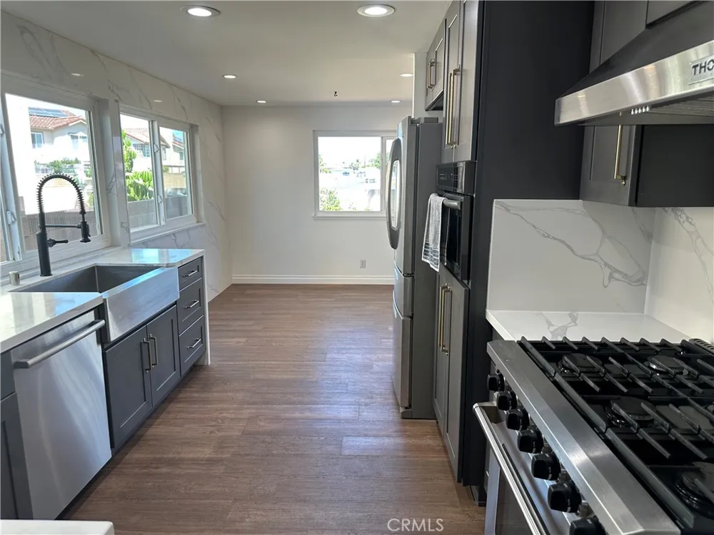 9684 Avenida Monterey Cypress, CA 90630
