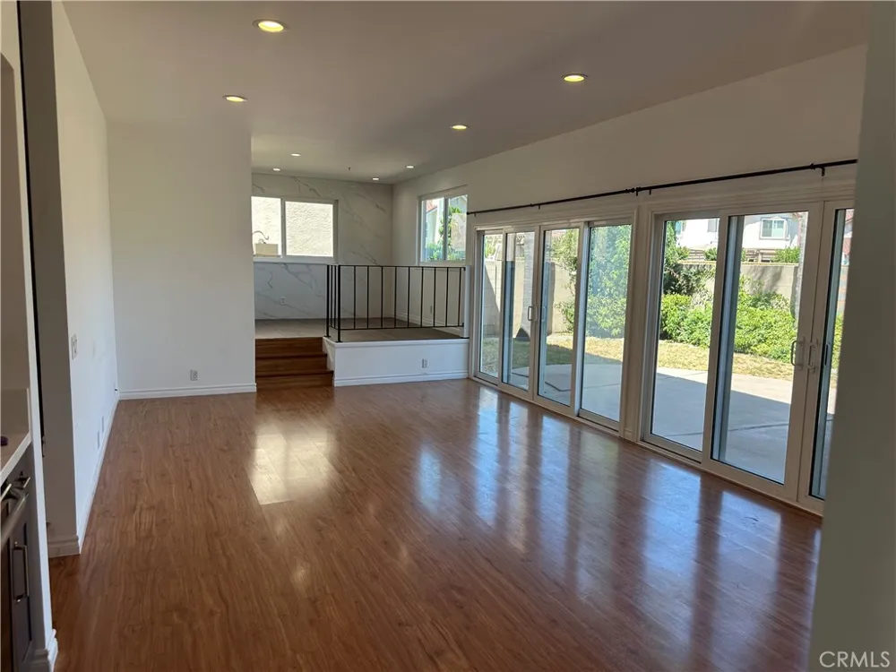 9684 Avenida Monterey Cypress, CA 90630
