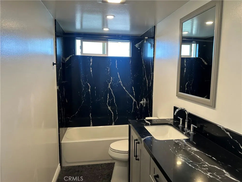 9684 Avenida Monterey Cypress, CA 90630