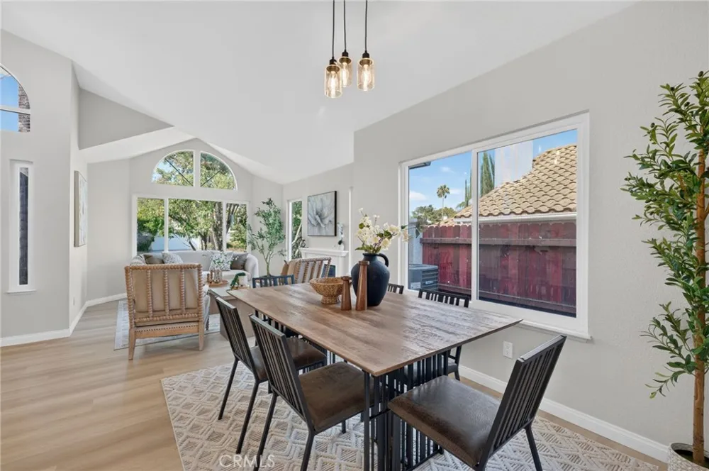 24441 Calle Tassjara Murrieta, CA 92562