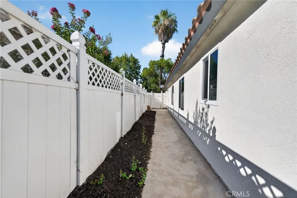 24441 Calle Tassjara Murrieta, CA 92562