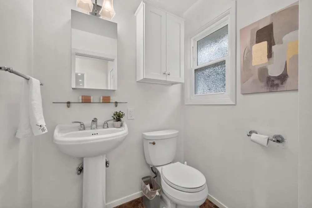 172 Shoreview Avenue Pacifica, CA 94044