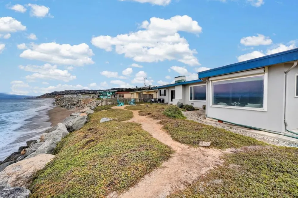 172 Shoreview Avenue Pacifica, CA 94044