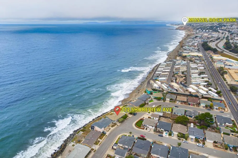 172 Shoreview Avenue Pacifica, CA 94044