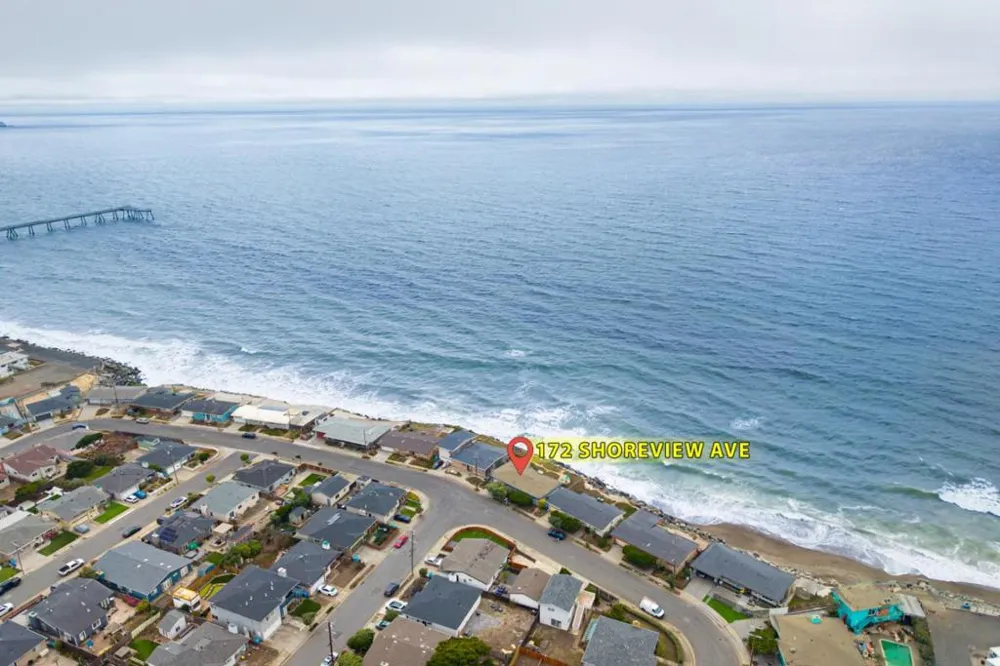 172 Shoreview Avenue Pacifica, CA 94044