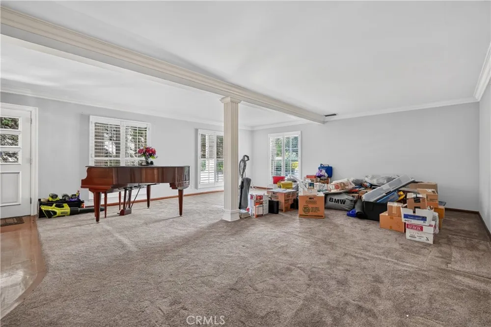 2418 S Buenos Aires Covina, CA 91724
