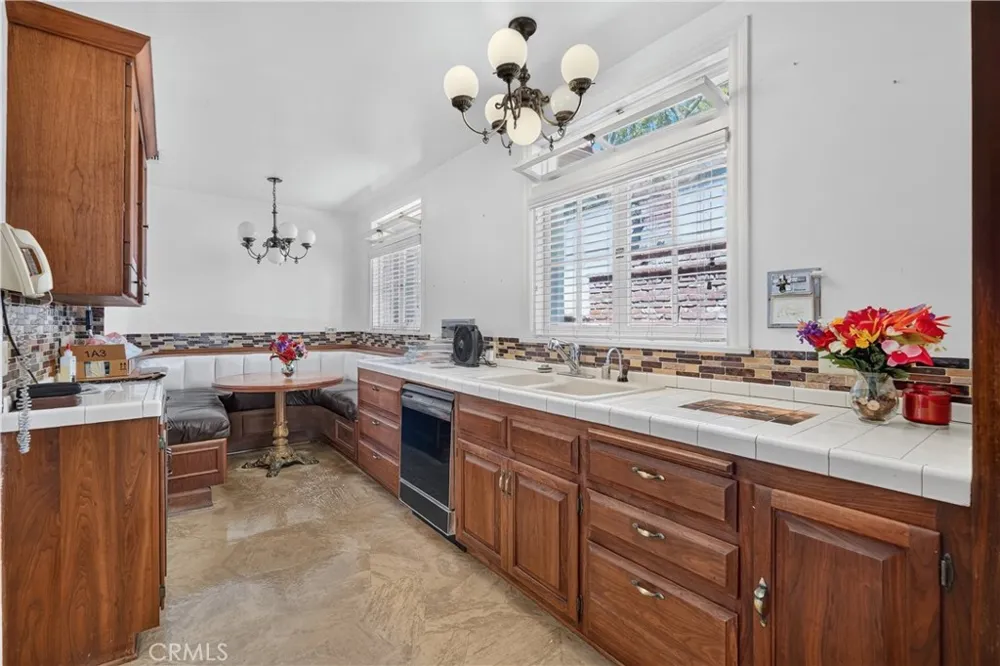 2418 S Buenos Aires Covina, CA 91724