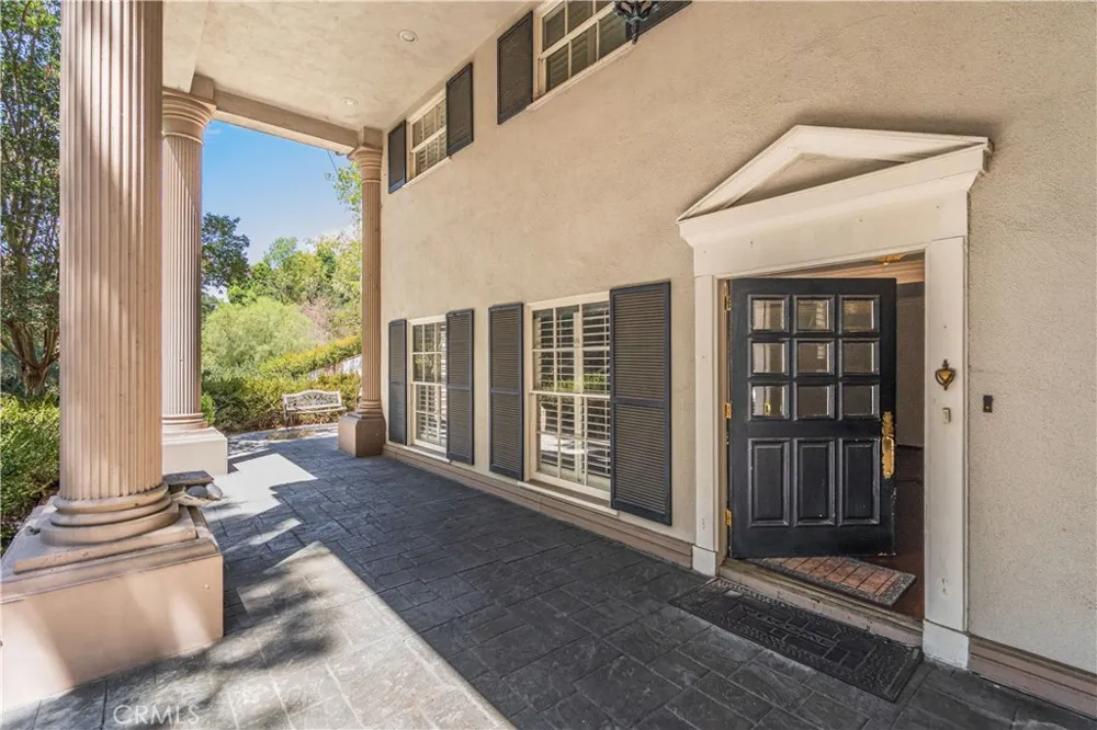 2418 S Buenos Aires Covina, CA 91724
