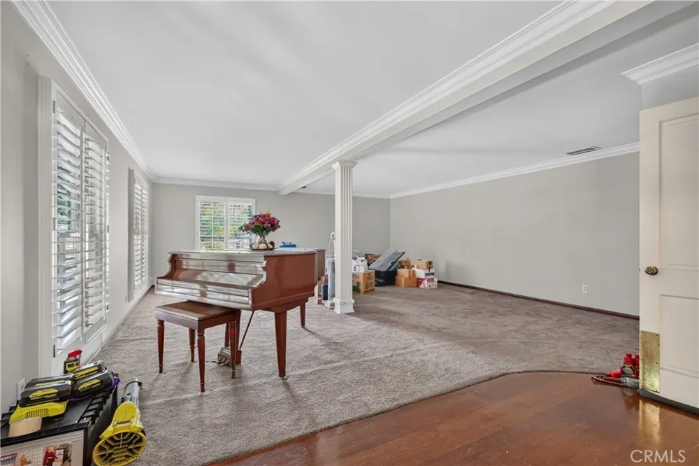 2418 S Buenos Aires Covina, CA 91724
