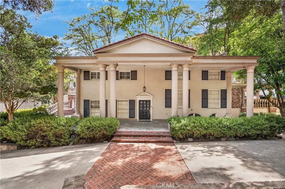 2418 S Buenos Aires Covina, CA 91724