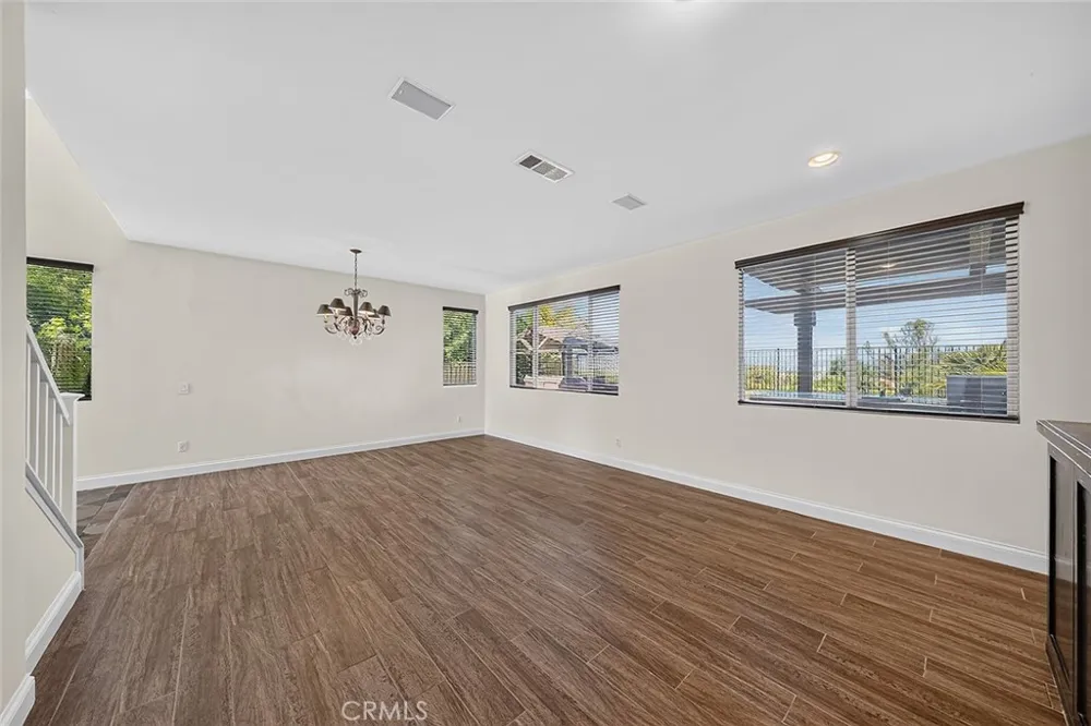 33320 Rhine Temecula, CA 92592
