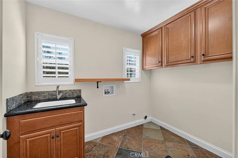 33320 Rhine Temecula, CA 92592