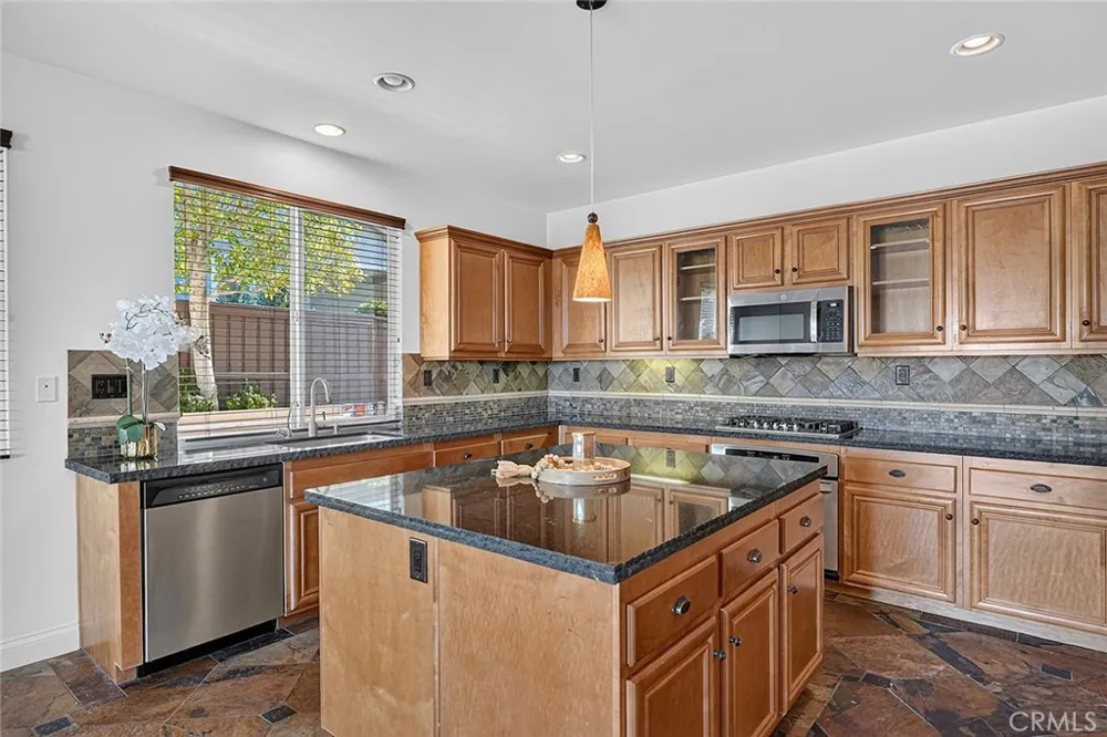 33320 Rhine Temecula, CA 92592
