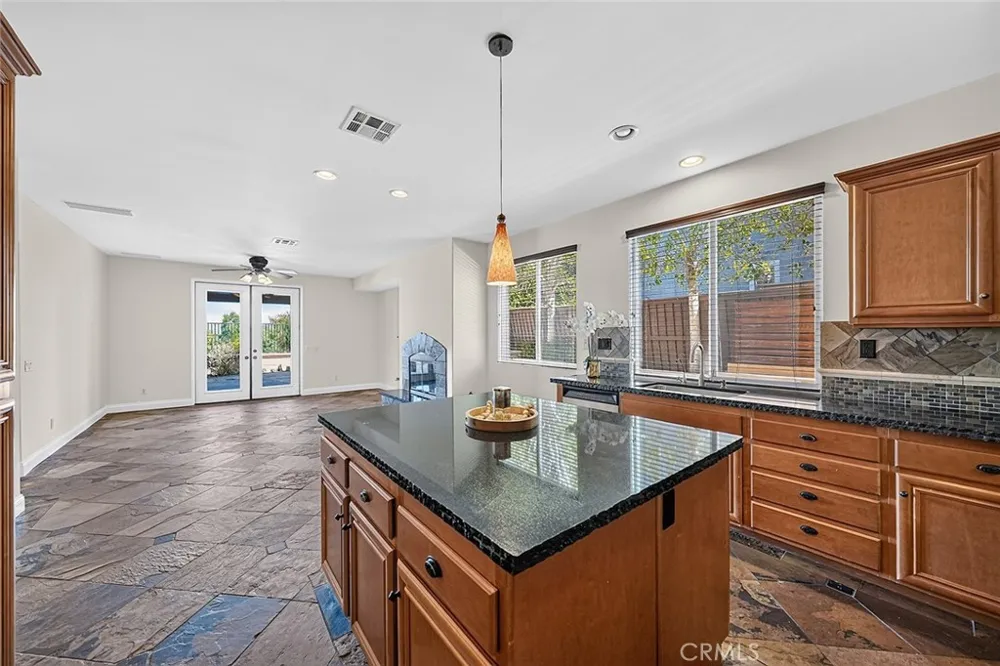 33320 Rhine Temecula, CA 92592