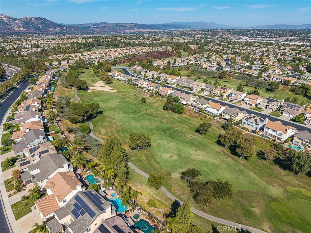 33320 Rhine Temecula, CA 92592