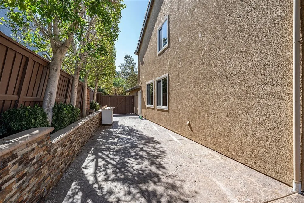 33320 Rhine Temecula, CA 92592