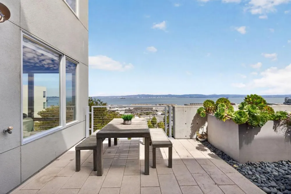 52 Innes Court #202 San Francisco, CA 94124