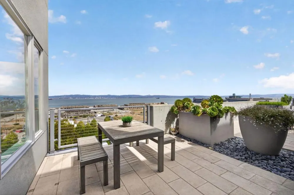 52 Innes Court #202 San Francisco, CA 94124