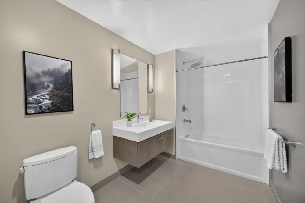 52 Innes Court #202 San Francisco, CA 94124