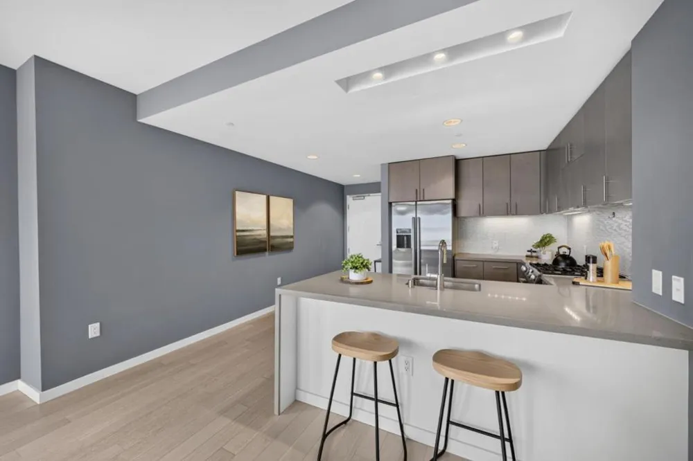 52 Innes Court #202 San Francisco, CA 94124