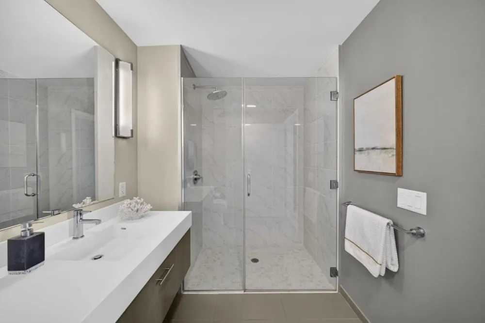 52 Innes Court #202 San Francisco, CA 94124