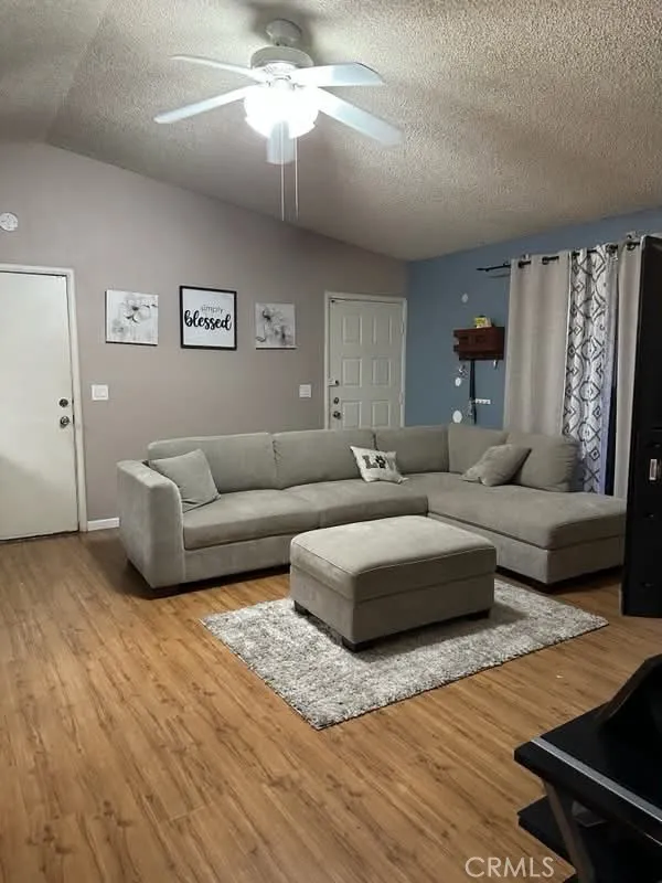3541 Treleaven Alley Antelope, CA 95843