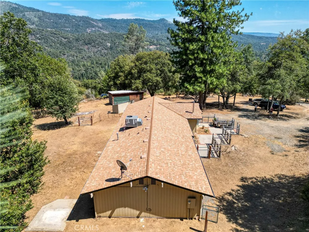 43696 Whispering Pines Drive Oakhurst, CA 93644