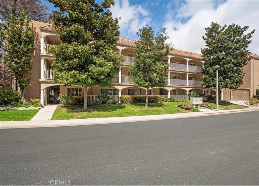 4001 Calle Sonora #2E Laguna Woods, CA 92637
