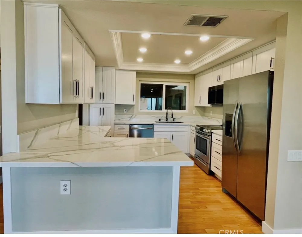 4001 Calle Sonora #2E Laguna Woods, CA 92637