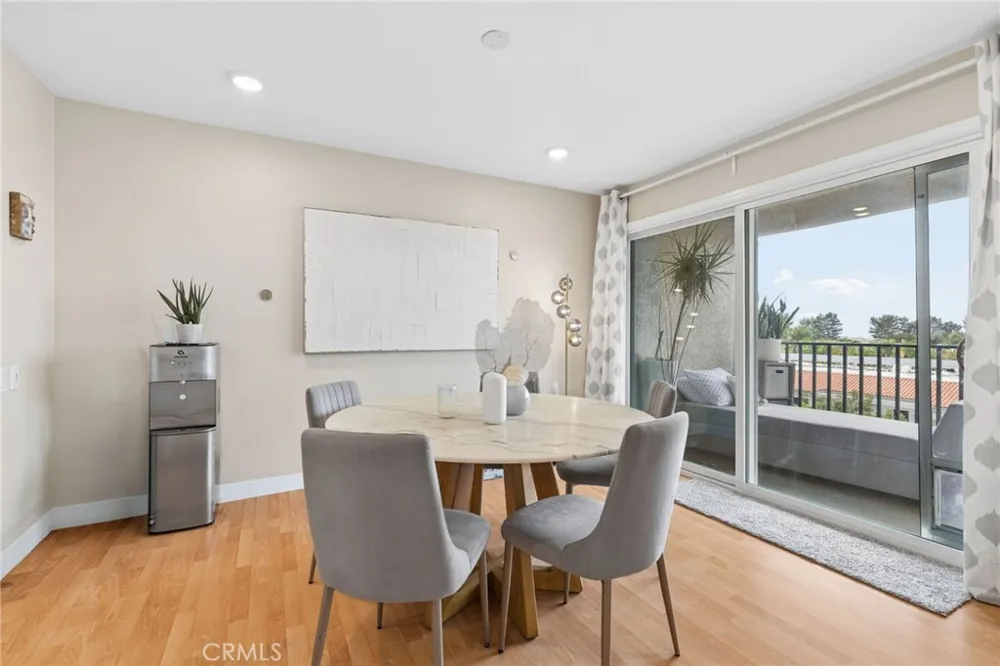 4001 Calle Sonora #2E Laguna Woods, CA 92637