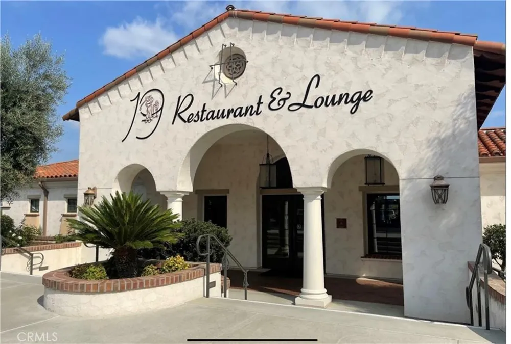 4001 Calle Sonora #2E Laguna Woods, CA 92637