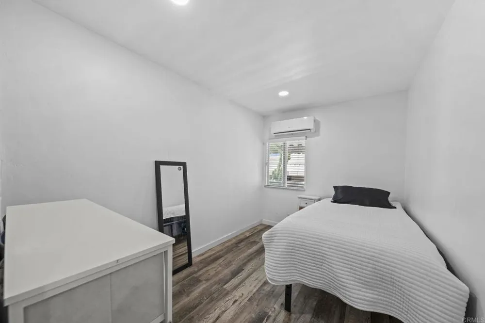 351 E Bradley Ave Spc 141 El Cajon, CA 92021