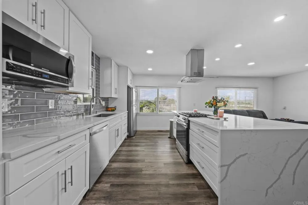 351 E Bradley Ave Spc 141 El Cajon, CA 92021