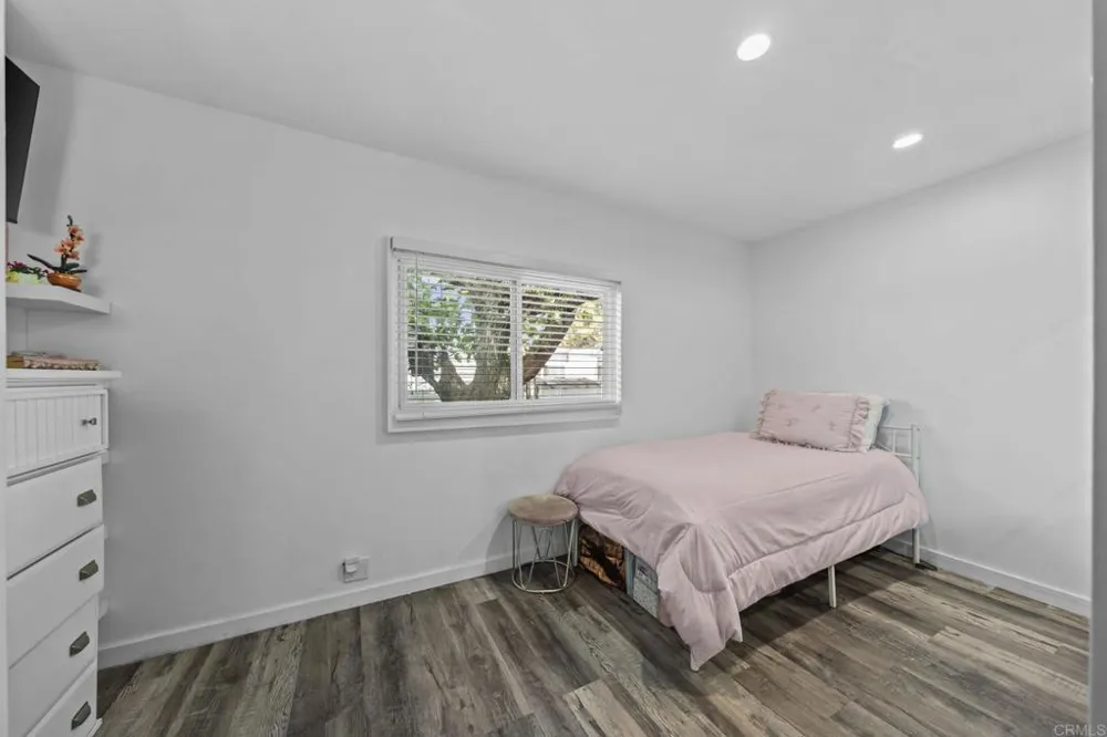 351 E Bradley Ave Spc 141 El Cajon, CA 92021