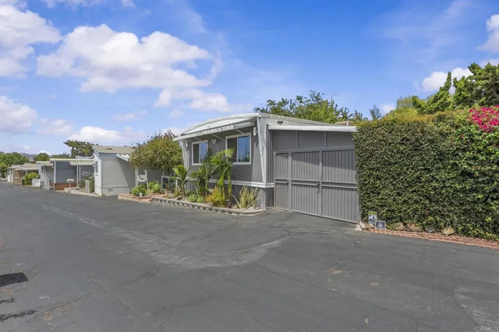 351 E Bradley Ave Spc 141 El Cajon, CA 92021