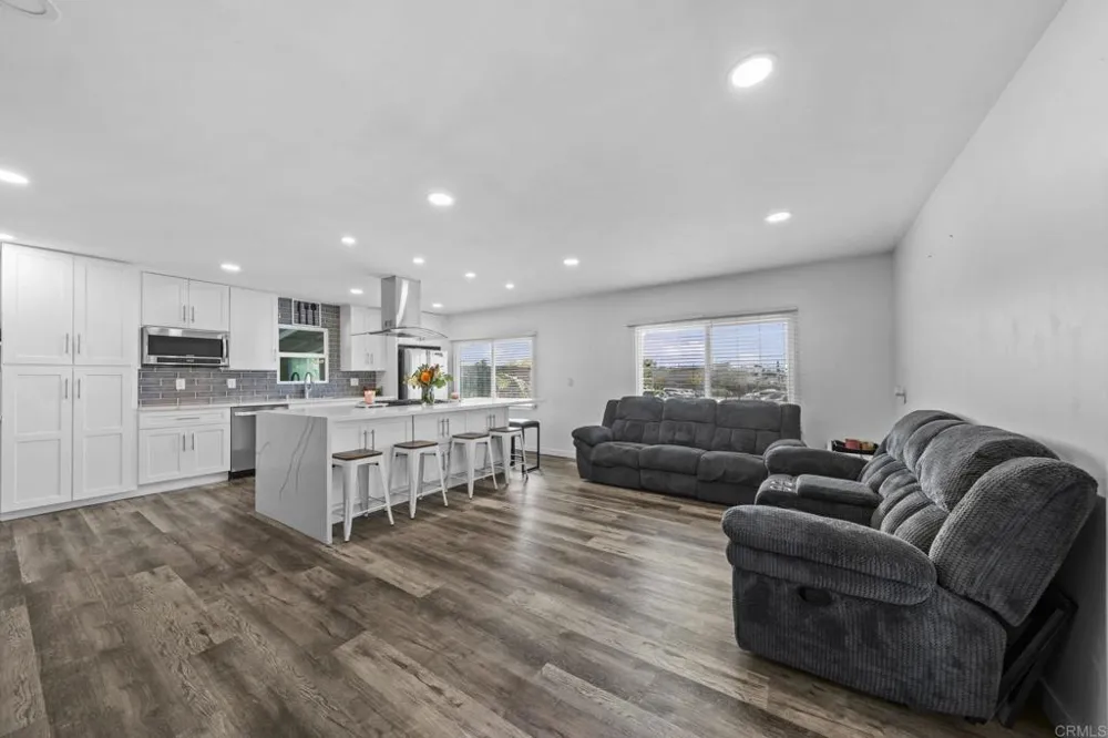 351 E Bradley Ave Spc 141 El Cajon, CA 92021