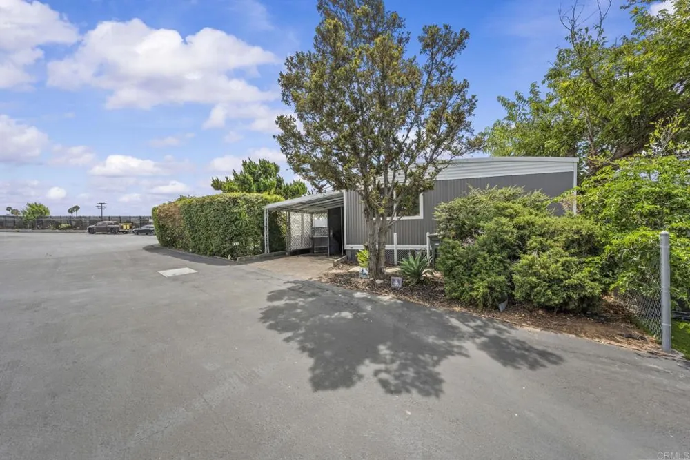 351 E Bradley Ave Spc 141 El Cajon, CA 92021
