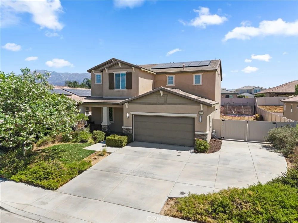 1171 Poinsettia Cir Calimesa, CA 92320