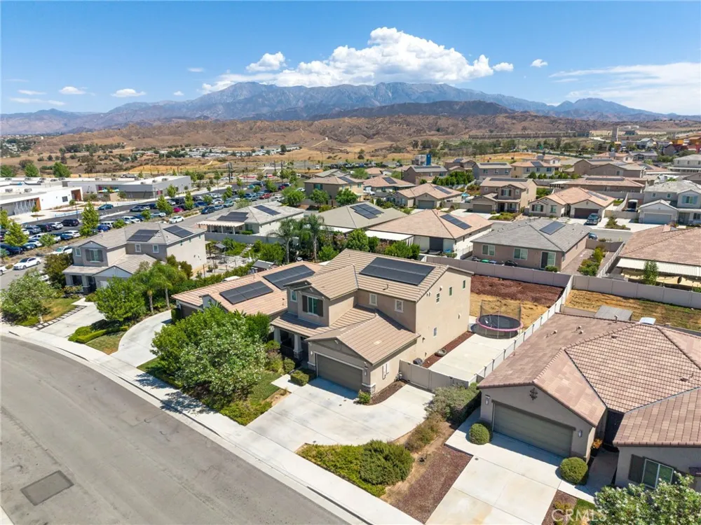 1171 Poinsettia Cir Calimesa, CA 92320
