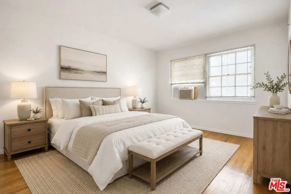 8551 Holloway Drive #3/4 West Hollywood, CA 90069