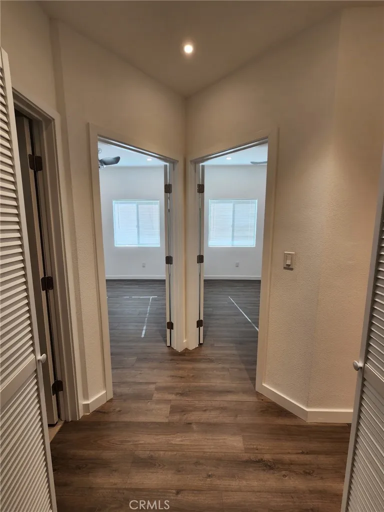 4409 E 56th Maywood, CA 90270