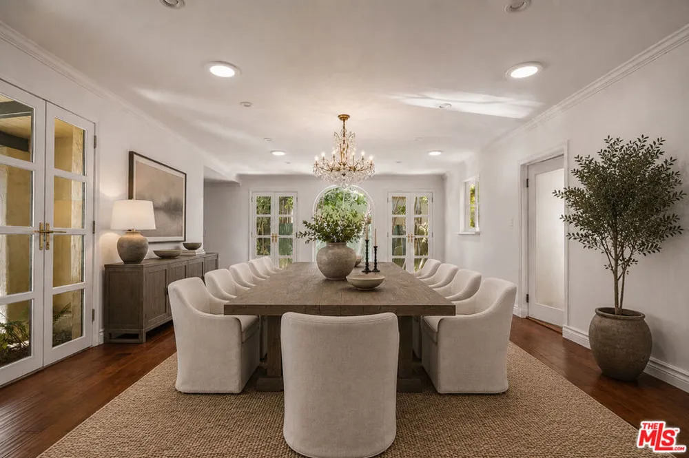 602 Bedford Drive Beverly Hills, CA 90210