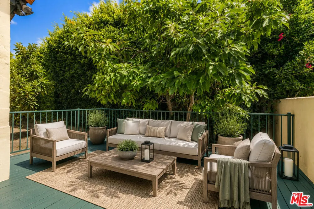 602 Bedford Drive Beverly Hills, CA 90210