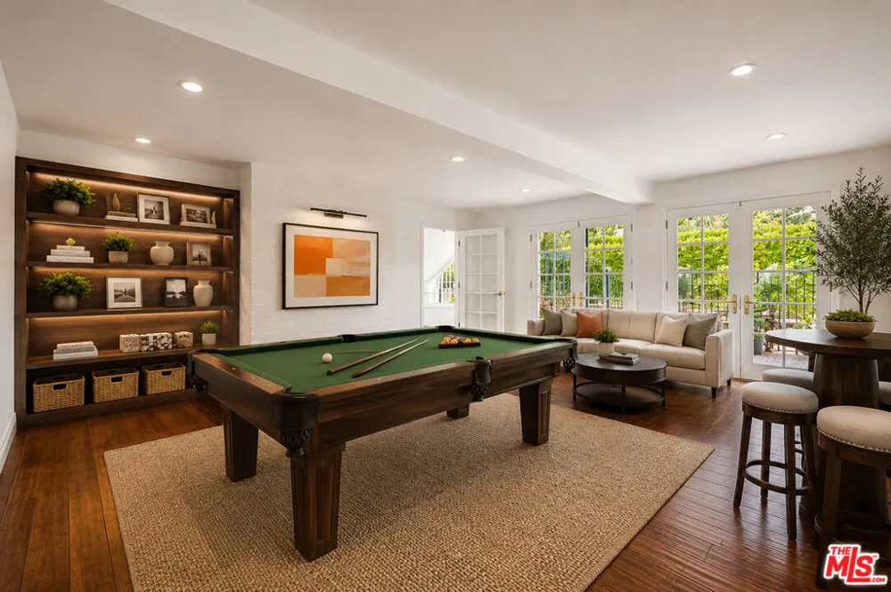 602 Bedford Drive Beverly Hills, CA 90210