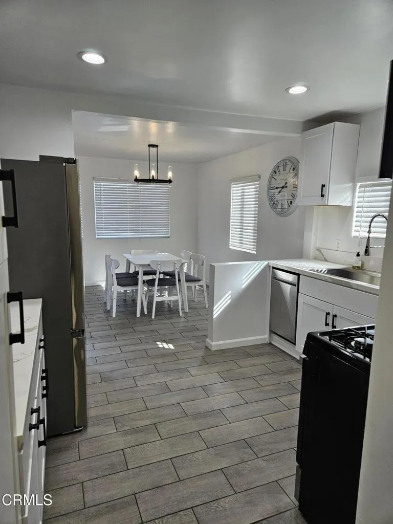 1235 1235,1241,1247 Clavel Avenue Ventura, CA 93004