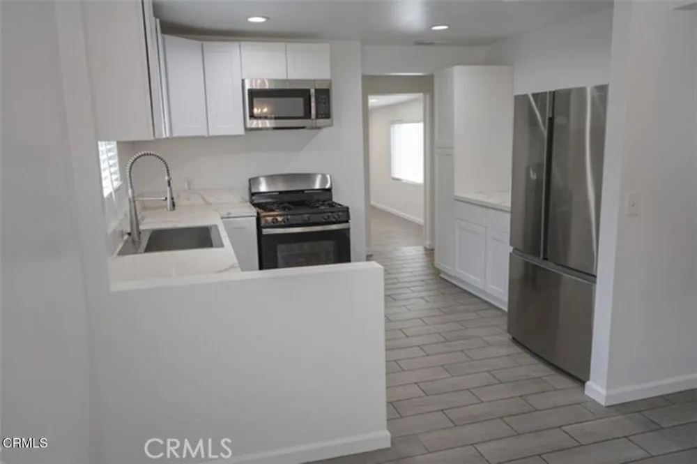 1235 1235,1241,1247 Clavel Avenue Ventura, CA 93004