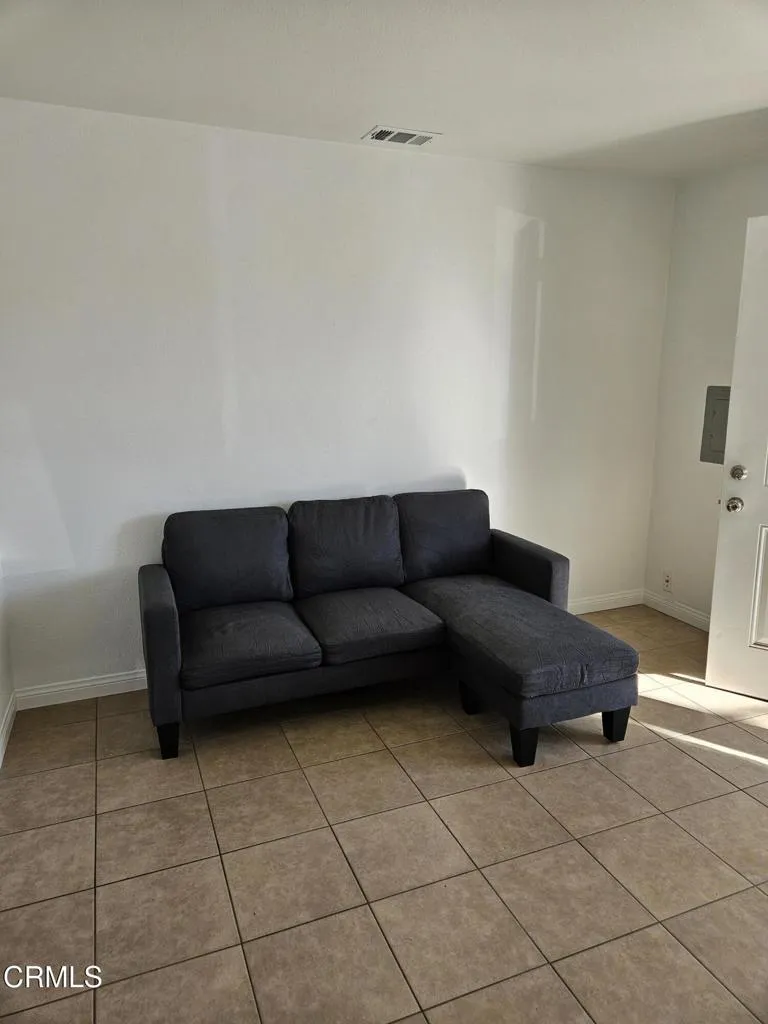 1235 1235,1241,1247 Clavel Avenue Ventura, CA 93004