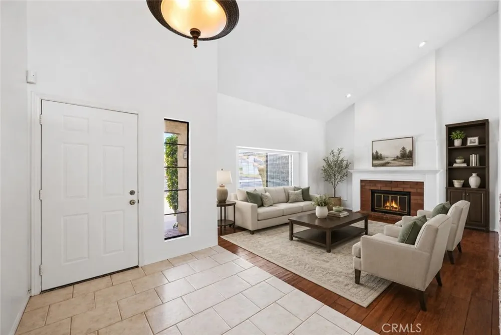 13792 Christian Barrett Drive Moorpark, CA 93021