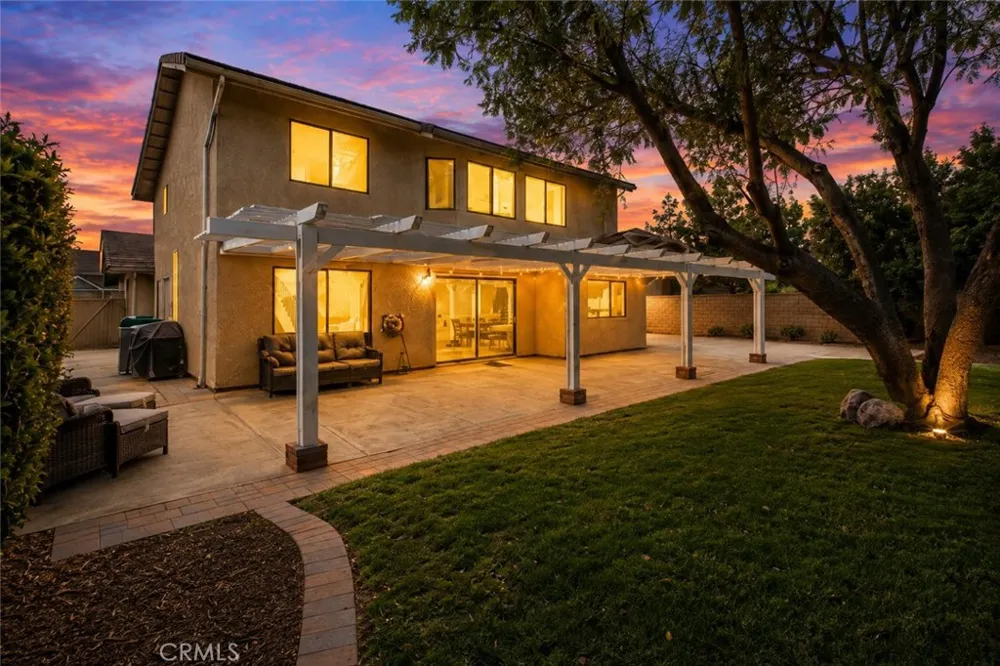 13792 Christian Barrett Drive Moorpark, CA 93021